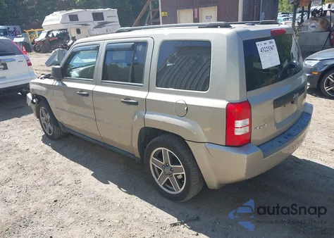 2009 Jeep Patriot Sport из США, поврежденный, VIN 1J4FF28B19D186884